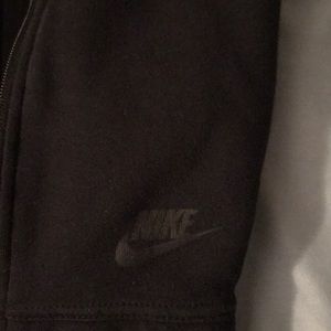 Nike zip up vest with hood
